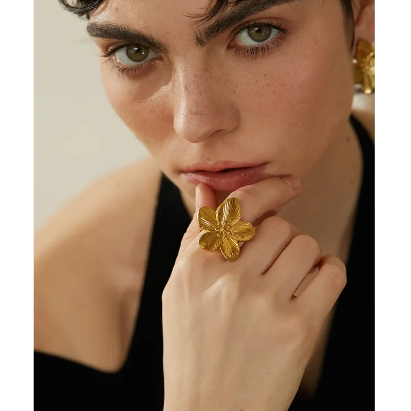 Bague florale bohème