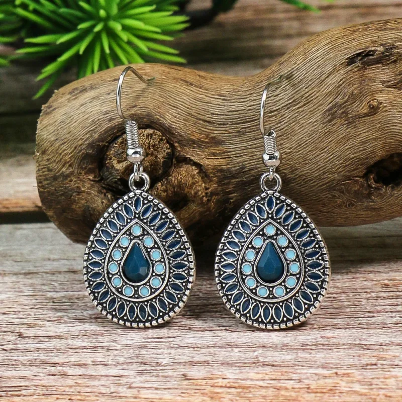 boucle d'oreille bohémienne ethnique